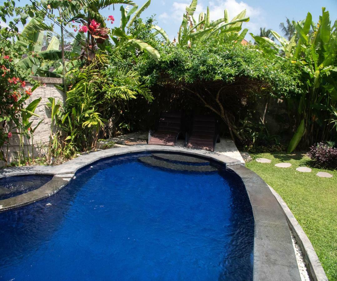 Ratna Villa Ubud Esterno foto