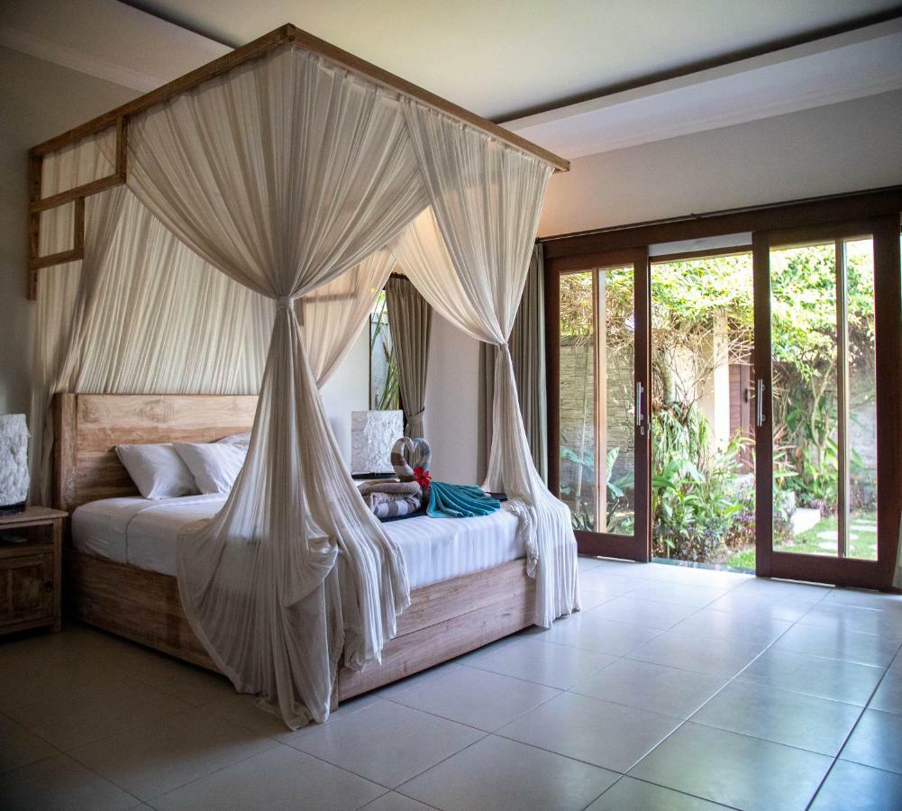 Ratna Villa Ubud Esterno foto